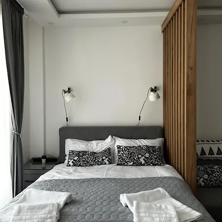 Aska - Hill Apartment *